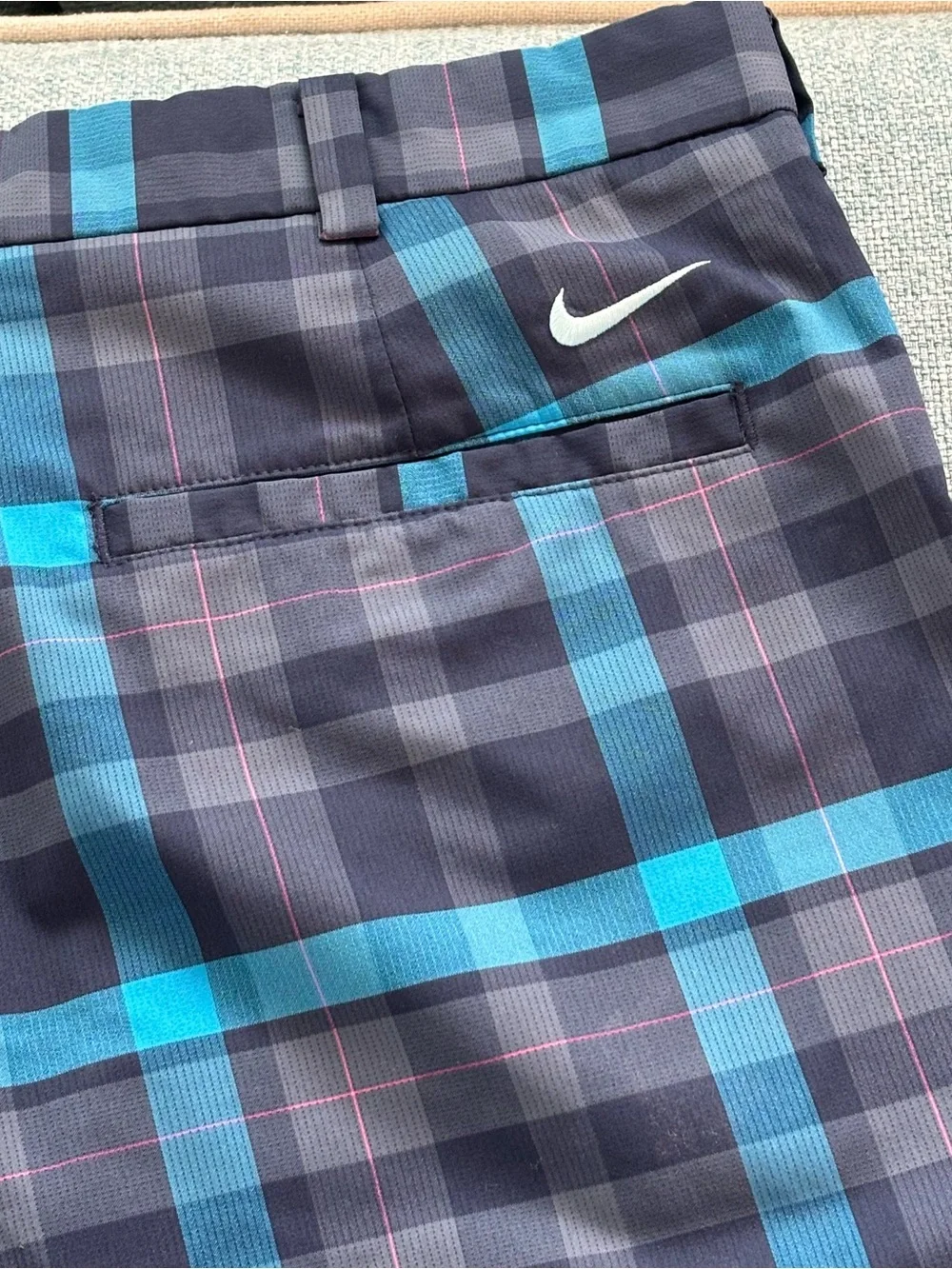 NIKE GOLF DRI-FIT Men’s Gray & Teal Poly Blend Shorts Size 34
